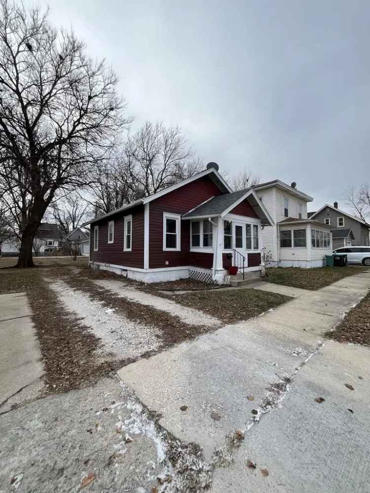 Single-family house For Sale in 2015, 4th Avenue North, Fort Dodge, Iowa