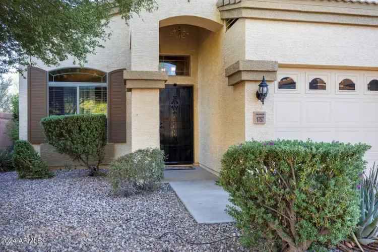 Single-family house For Sale in 1757, East Wildflower Lane, Casa Grande, Arizona