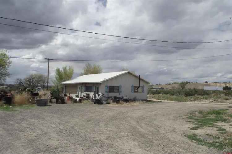 Single-family house For Sale in Montrose, Colorado