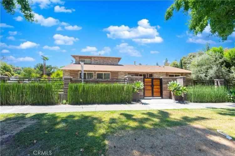 Multi-family house For Sale in Los Angeles, California