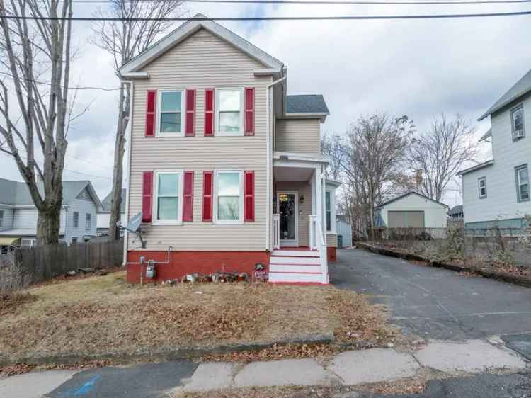 Single-family house For Sale in 31, Oak Avenue, Enfield, Connecticut