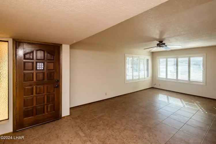 Single-family house For Sale in Lake Havasu City, Arizona