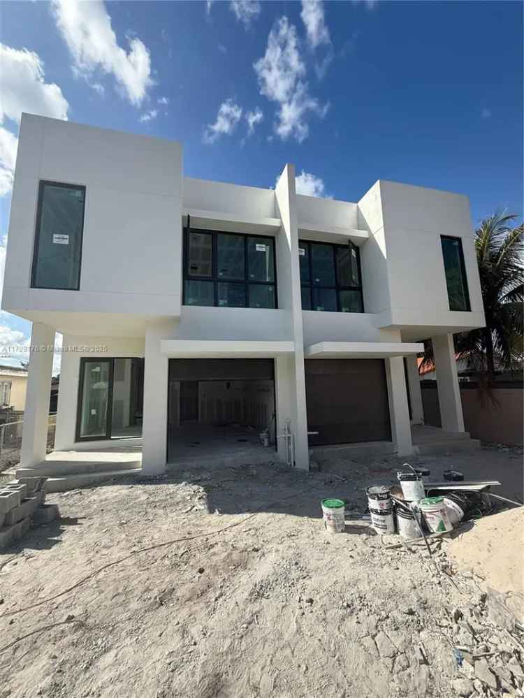 House For Sale in 2730, Southwest 31st Avenue, Miami, Florida