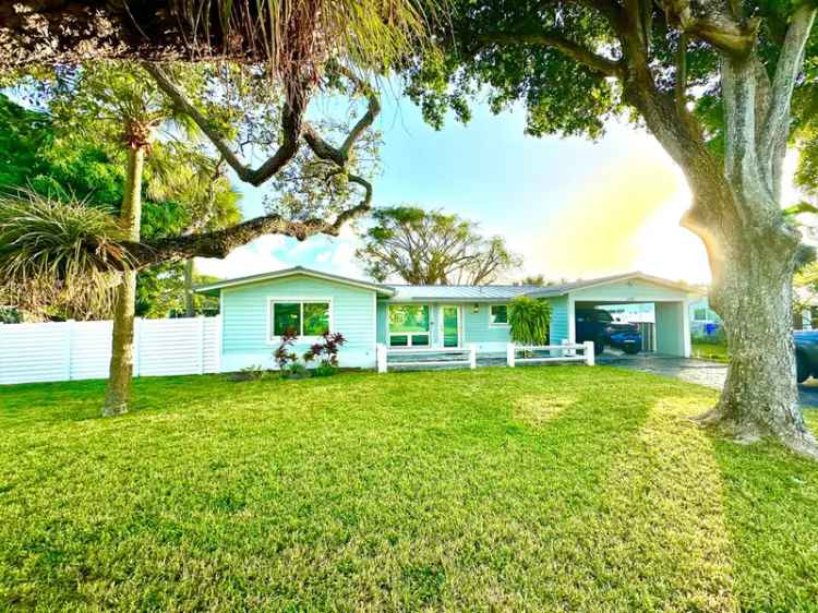 Single-family house For Sale in Pompano Beach, Florida