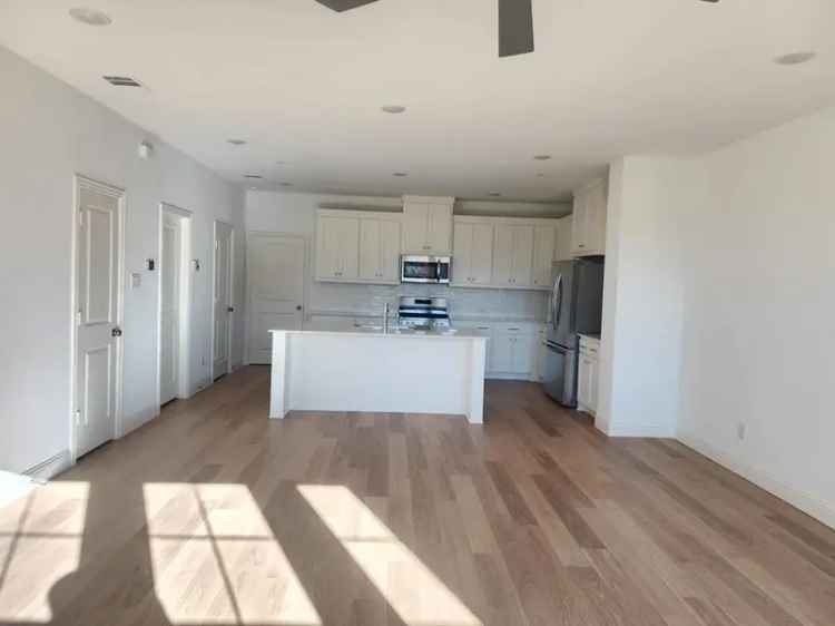 Condo For Rent in Allen, Texas