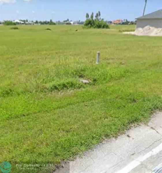 Land For Sale in 3328, Tropicana Parkway West, Cape Coral, Florida