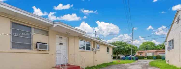 Multi-family house For Sale in 1725, Northwest 59th Street, Miami, Florida