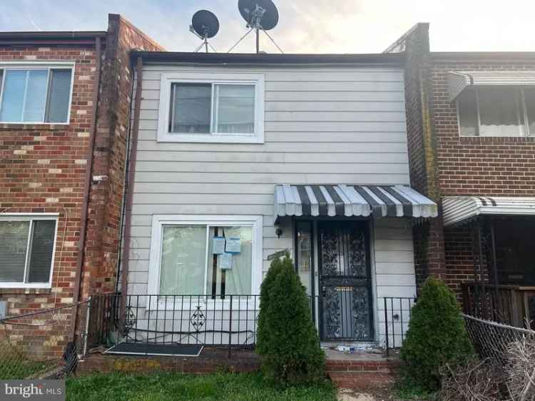 House For Sale in 1325, Barnaby Terrace Southeast, Washington, District of Columbia