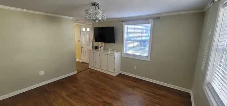 Single-family house For Sale in 52, North Taylor Avenue, Norwalk, Connecticut