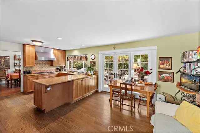 Single-family house For Sale in 3103, Bern Drive, Laguna Beach, California