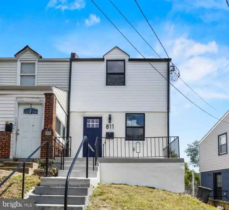 Single-family house For Sale in 811, 51st Street Northeast, Washington, District of Columbia