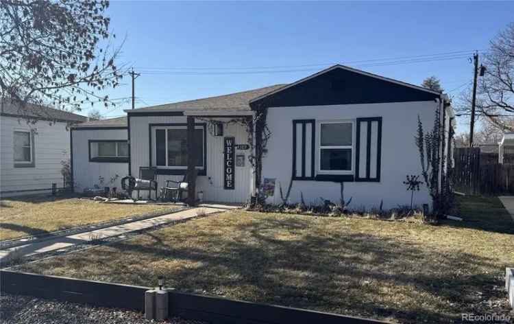 Single-family house For Sale in 4389, South Sherman Street, Englewood, Colorado