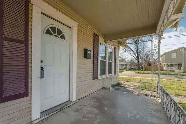 Single-family house For Sale in 1049, Poplar Street, Abilene, Texas