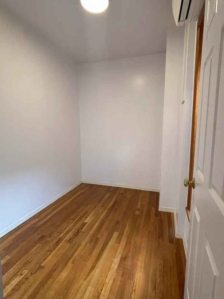 Two Bedroom Apartment No Fee