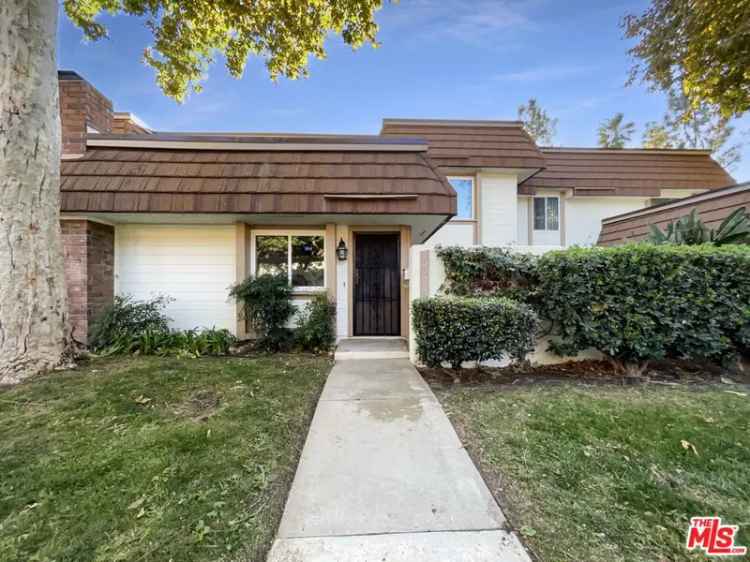 House For Sale in 10100, Larwin Avenue, Los Angeles, California