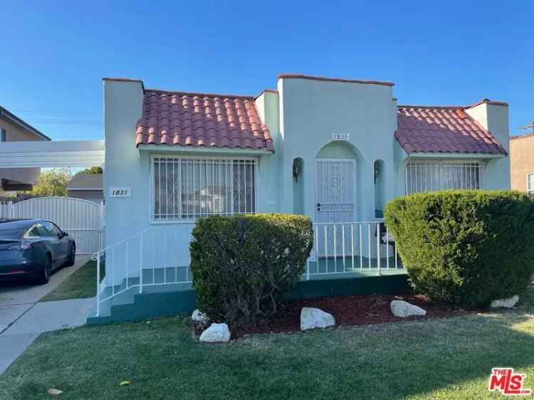 Multi-family house For Sale in Los Angeles, California