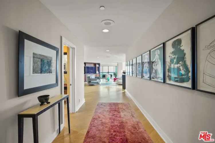 Condo For Sale in 10724, Wilshire Boulevard, Los Angeles, California