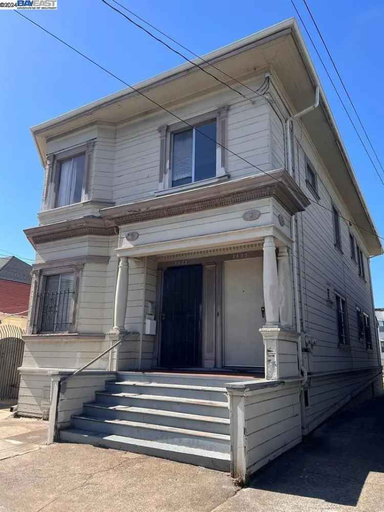 Multi-family house For Sale in 1423, 4th Avenue, Oakland, California