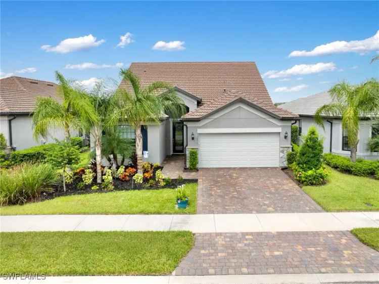 Single-family house For Sale in Fort Myers, Florida