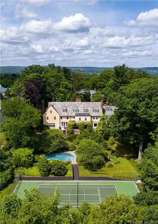 Single-family house For Sale in 1160, Prospect Avenue, West Hartford, Connecticut