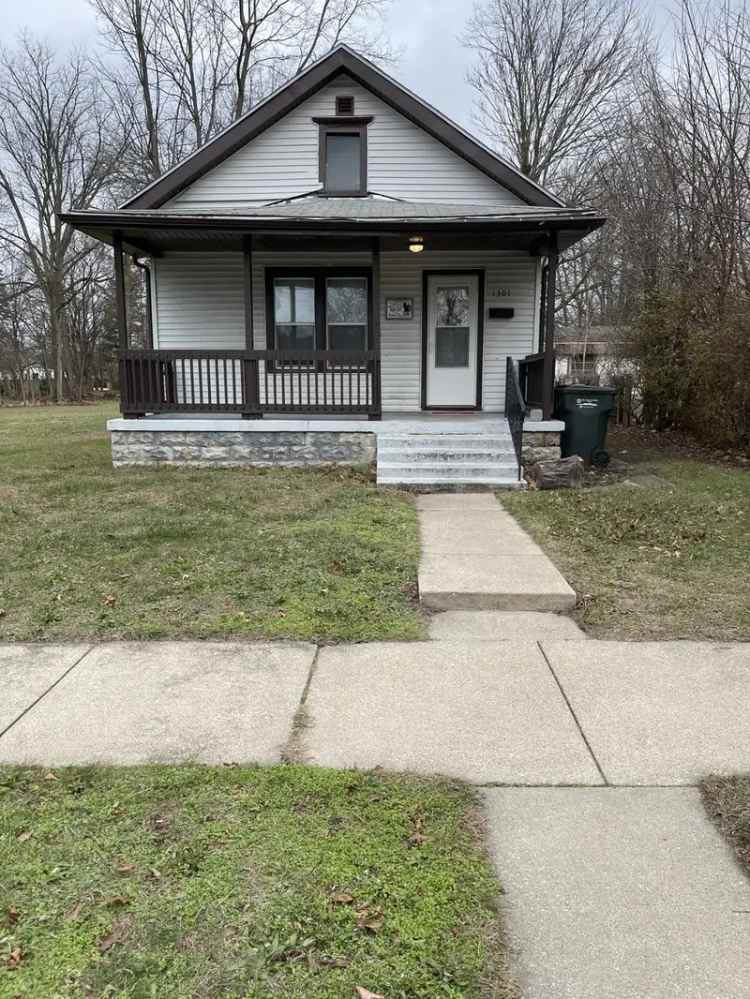 Single-family house For Sale in 1301, Corby Boulevard, South Bend, Indiana