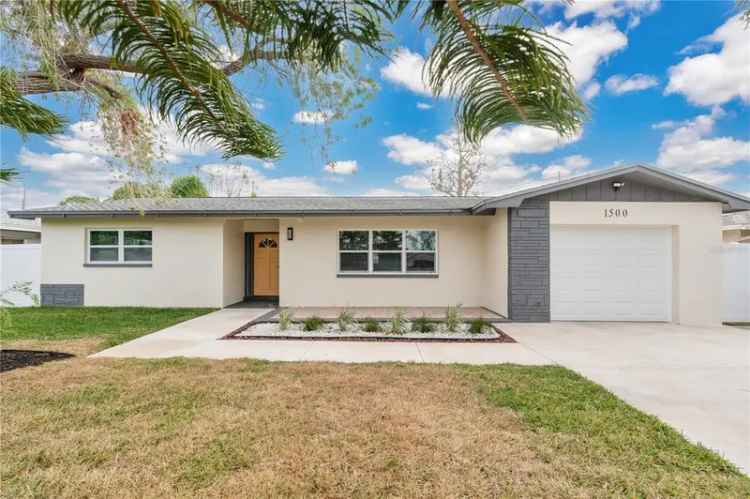 Single-family house For Sale in 1500, 66th Avenue South, Saint Petersburg, Florida