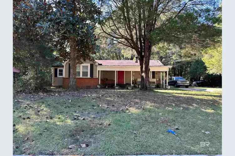 Single-family house For Sale in Mobile, Alabama