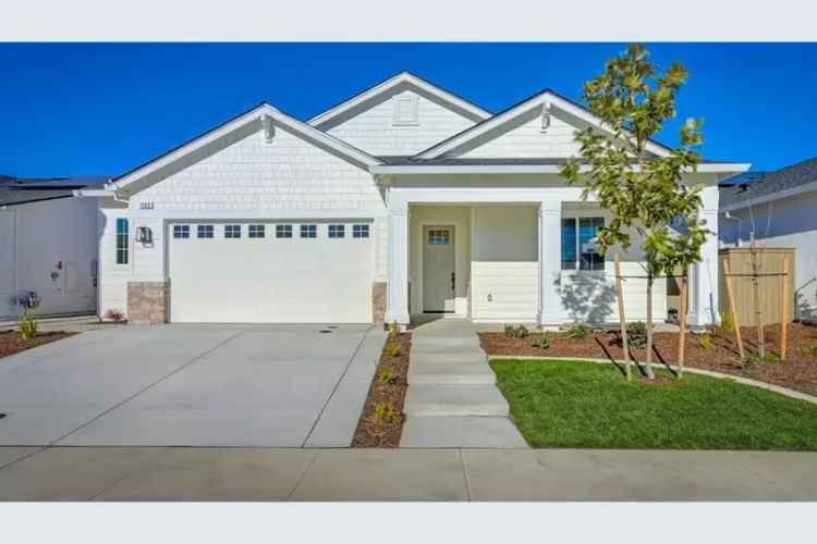 Single-family house For Sale in Roseville, California