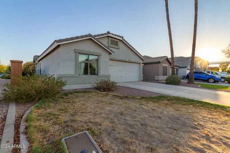 Single-family house For Sale in 1425, East Leslie Avenue, San Tan Valley, Arizona