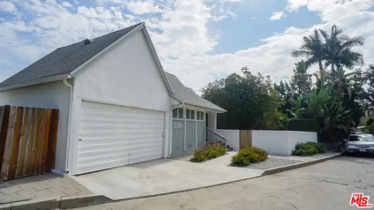 Single-family house For Sale in 2316, Kenilworth Avenue, Los Angeles, California