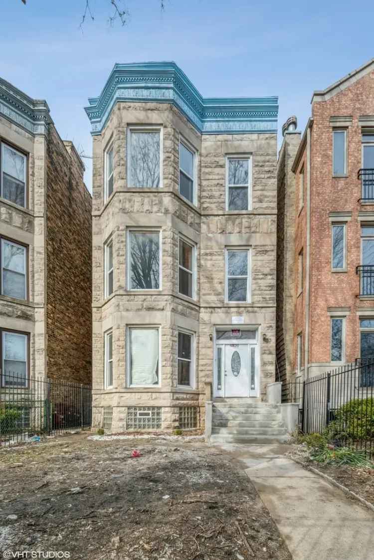 3-Bedroom Apartment near University of Chicago - Woodlawn