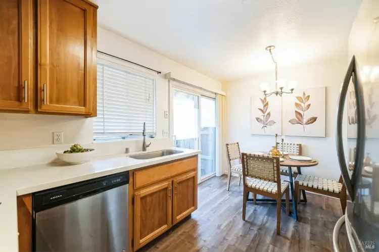 Condo For Sale in 352, Harvest Lane, Santa Rosa, California