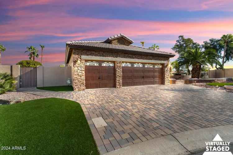 Single-family house For Sale in 3507, North Snead Drive, Goodyear, Arizona