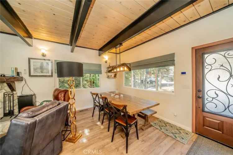 Single-family house For Sale in Lake Arrowhead, California