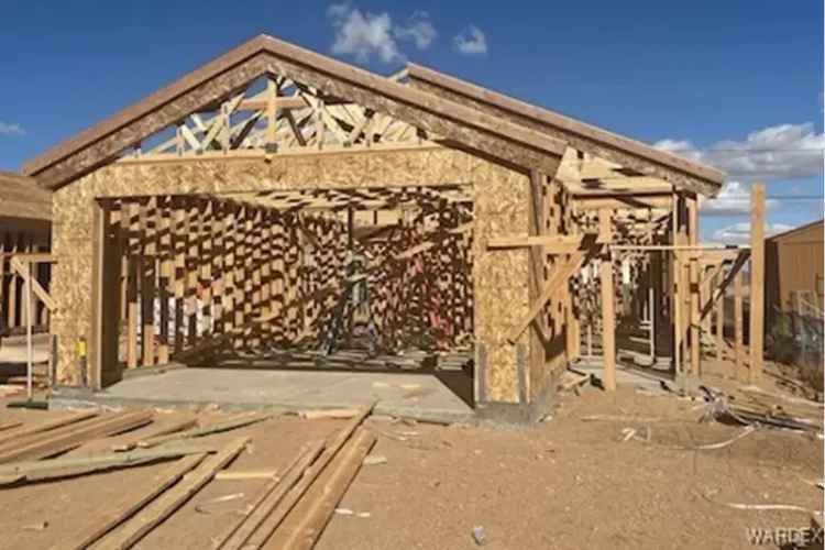 Single-family house For Sale in New Kingman-Butler, Arizona