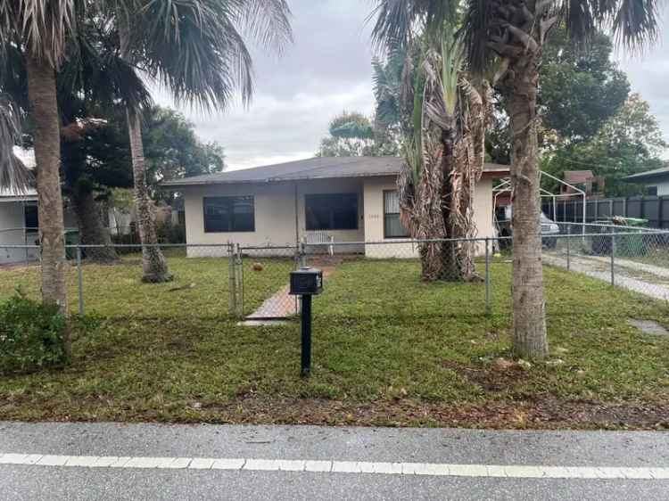 Single-family house For Sale in 1229, Northwest 7th Avenue, Fort Lauderdale, Florida