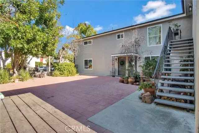 Multi-family house For Sale in 977, Valencia Street, Costa Mesa, California