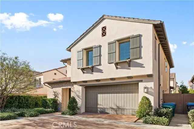 Single-family house For Sale in 106, Tritone, Irvine, California