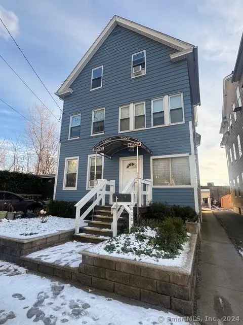 Multi-family house For Sale in 14, Kenyon Street, Waterbury, Connecticut