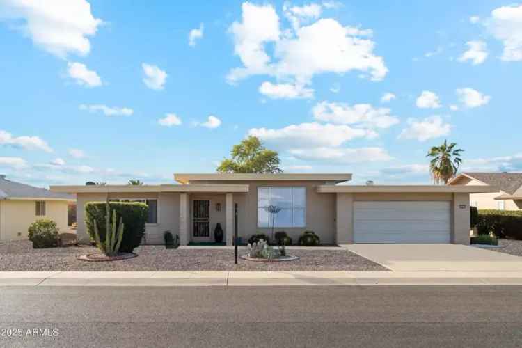 Single-family house For Sale in 10515, West Oak Ridge Drive, Sun City, Arizona