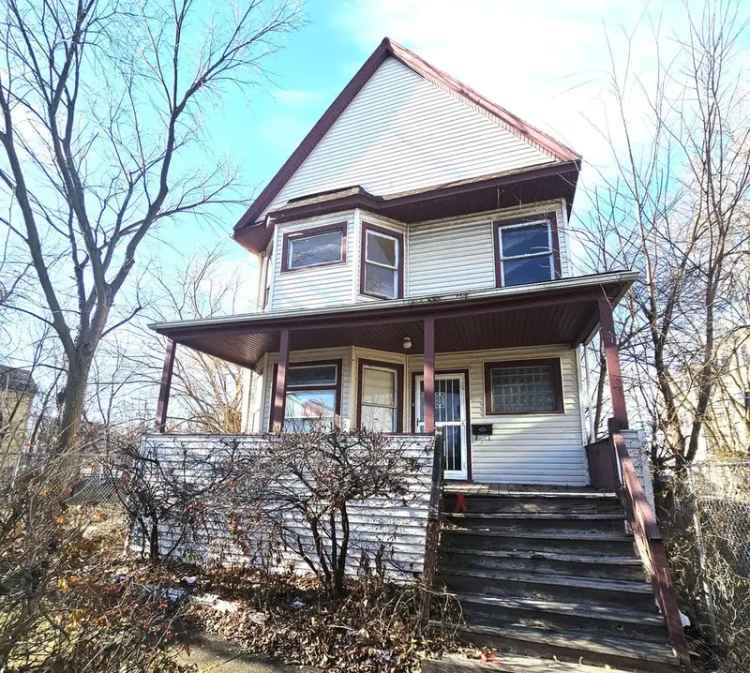 Single-family house For Sale in 334, North Lorel Avenue, Chicago, Illinois