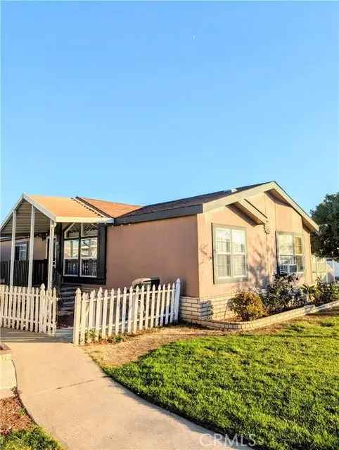 Single-family house For Sale in 5815, East La Palma Avenue, Anaheim, California