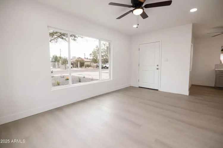 Single-family house For Sale in 1310, East Monroe Street, Phoenix, Arizona