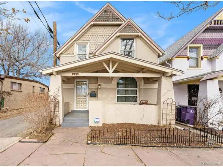 Single-family house For Sale in 2219, West 33rd Avenue, Denver, Colorado