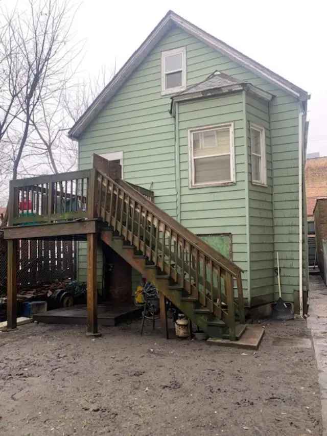 Multi-family house For Sale in 9015, South Exchange Avenue, Chicago, Illinois