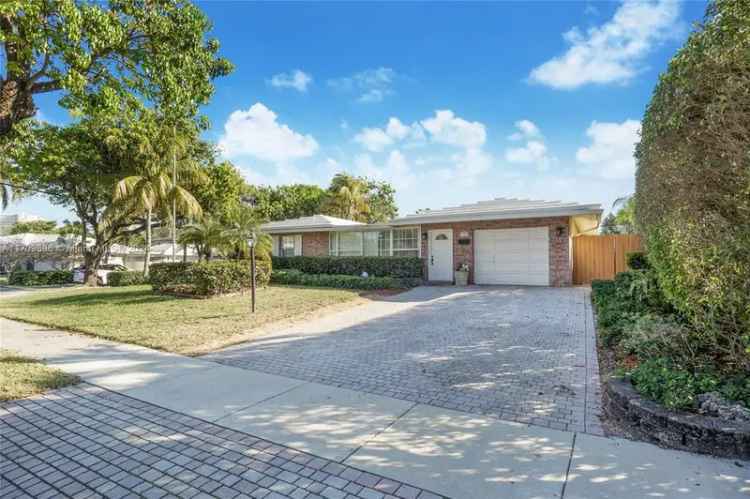 Single-family house For Sale in Fort Lauderdale, Florida