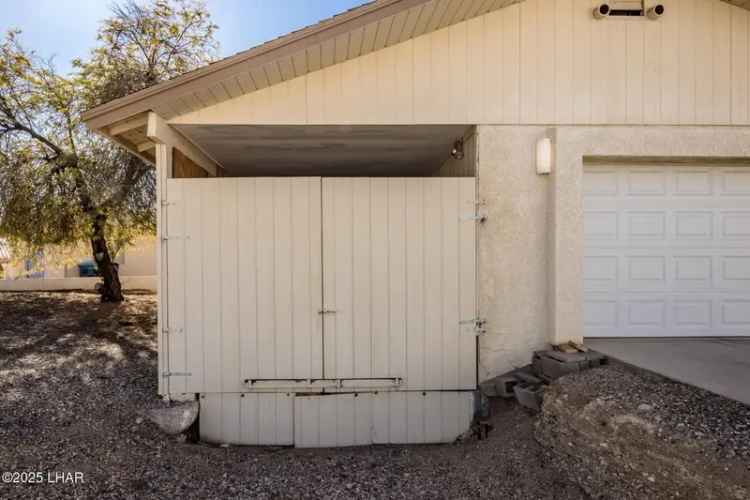 Single-family house For Sale in 1505, Avalon Avenue, Lake Havasu City, Arizona