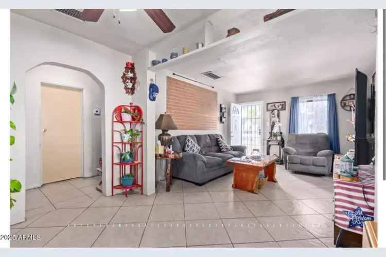 Single-family house For Sale in 2041, North 23rd Street, Phoenix, Arizona