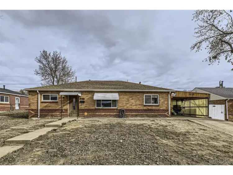 Single-family house For Sale in 9030, Hickory Place, Thornton, Colorado