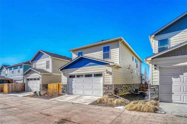 Single-family house For Sale in Aurora, Colorado